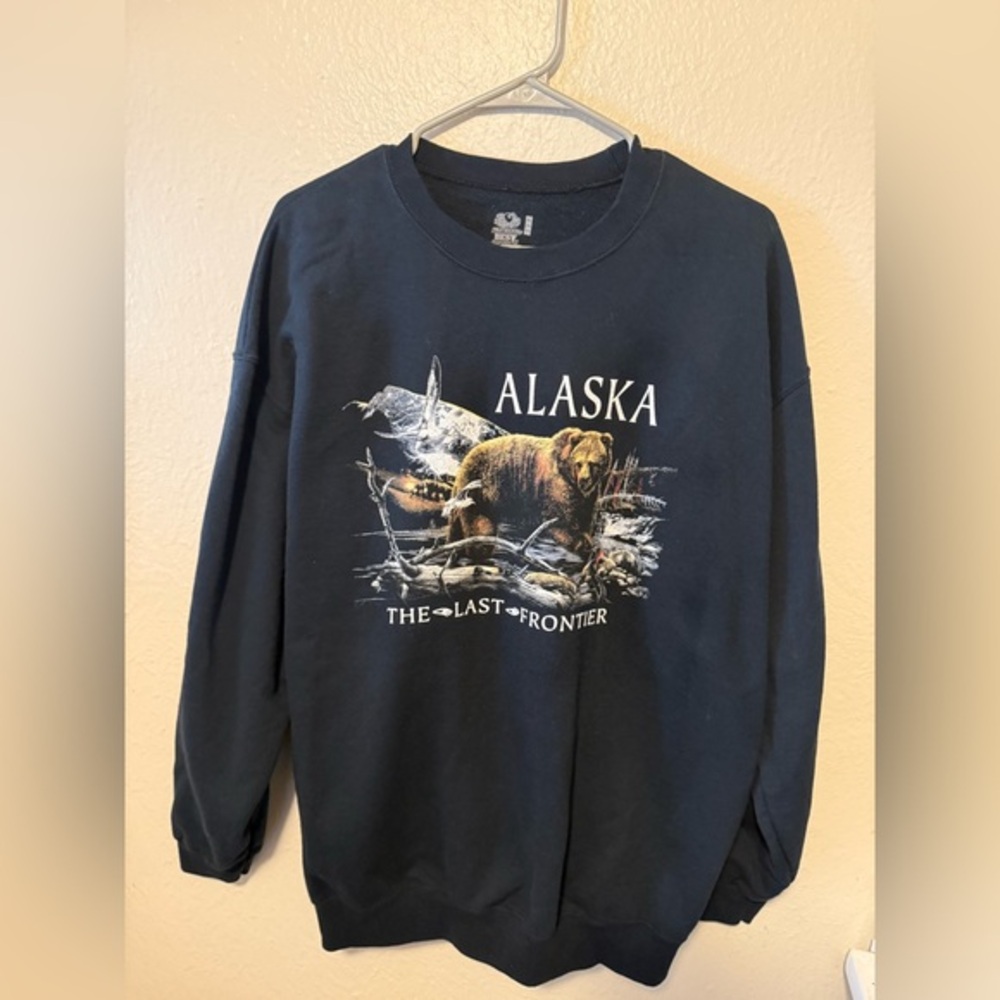 Vintage Alaska Graphic Crewneck